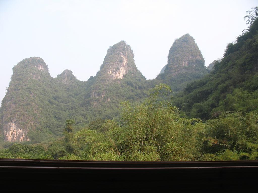 Hotel Yangshuo Peaceful Valley Retreat Exterior foto