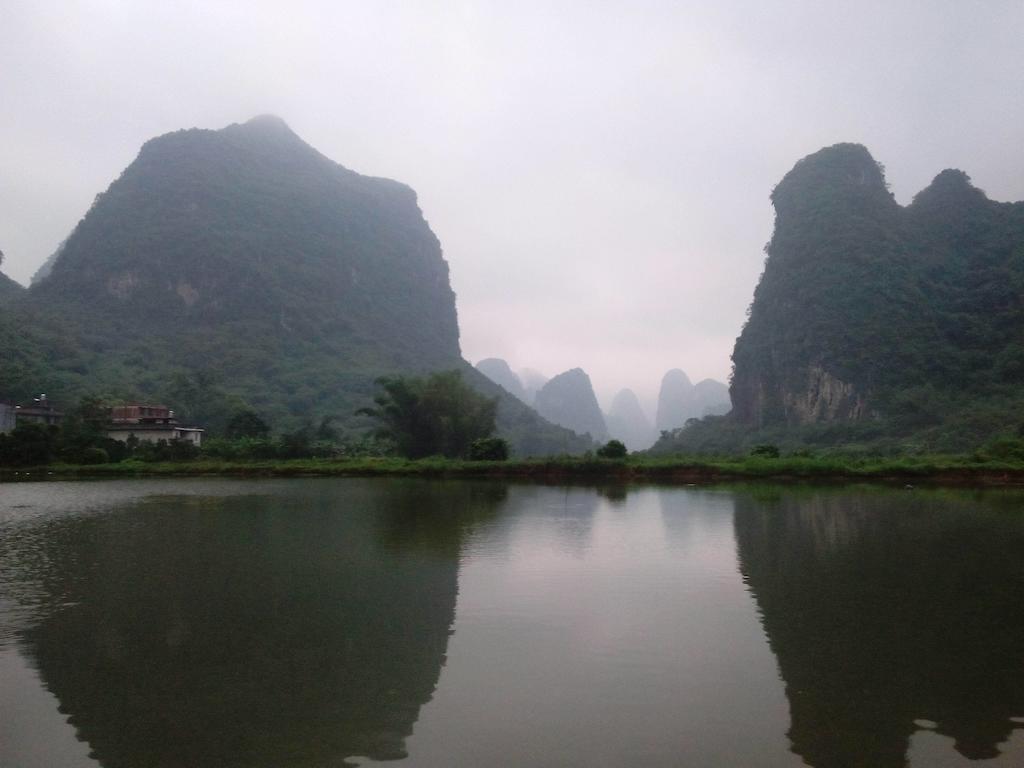 Hotel Yangshuo Peaceful Valley Retreat Exterior foto